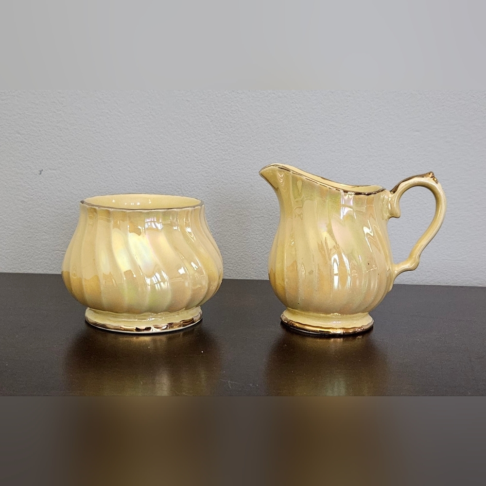 Sadler England Creamer and Sugar